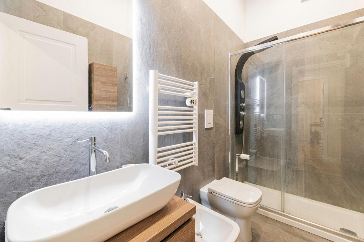 Homeby, Appartamento Tiepolo Milan Exterior photo